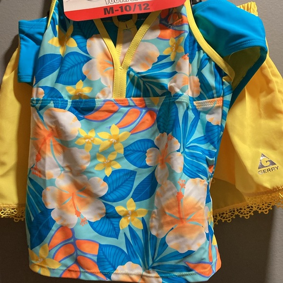 BRAND NEW GIRLS 3 PIECE SWIM SET SIZE 10/12! NWT! SMOKE FREE HOME! - Picture 5 of 7